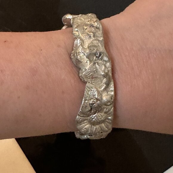 Sunflower Pewter Cuff Bracelet Silver 6.0 Wrist Brutalist Small Wrist Artisan - Picture 9 of 9